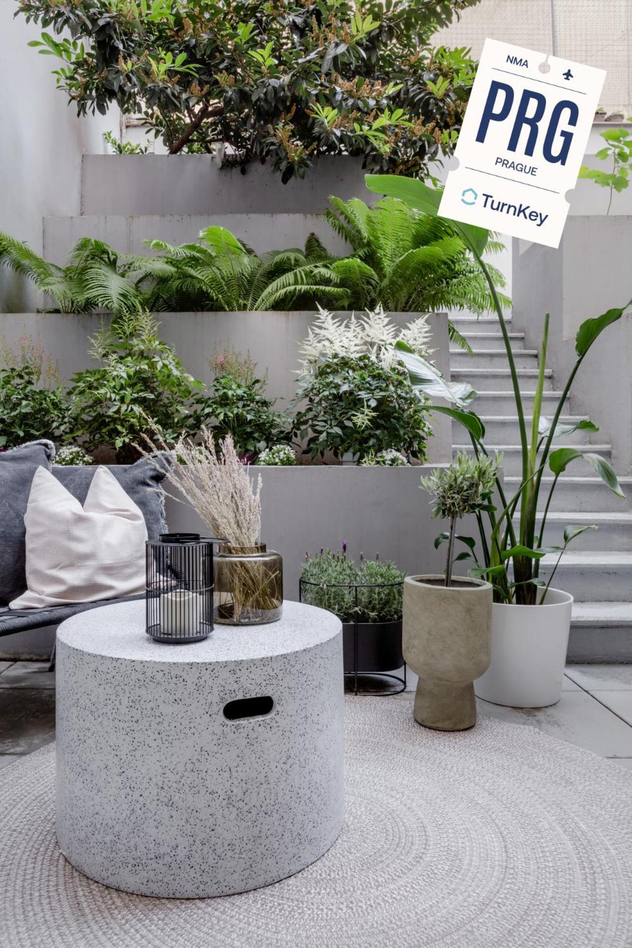 Turnkey I National Museum Apartments プラハ エクステリア 写真